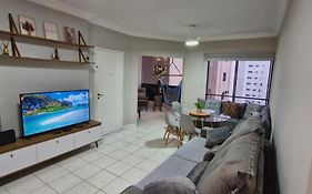 Apartamento Praia das Pitangueiras - Condomínio Golden Tower